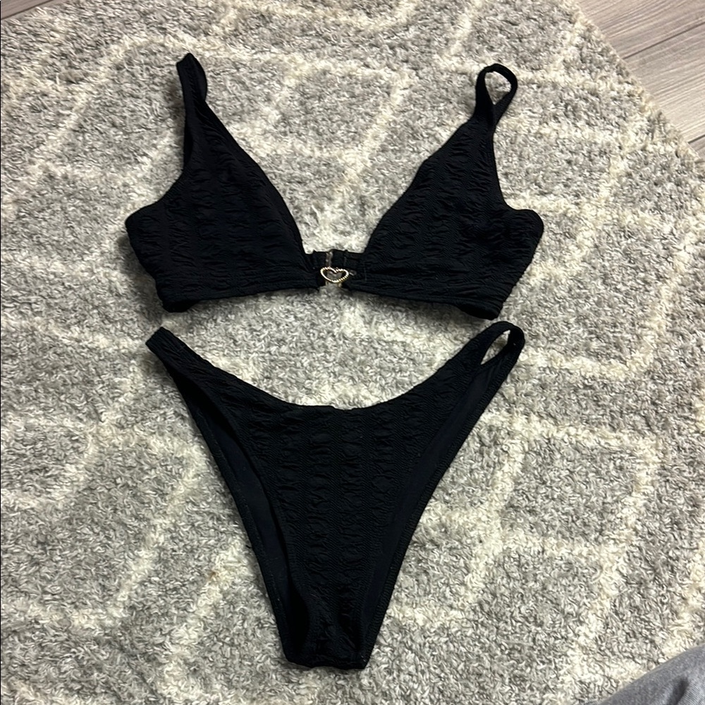 SHEIN Black Textured Bikini Set